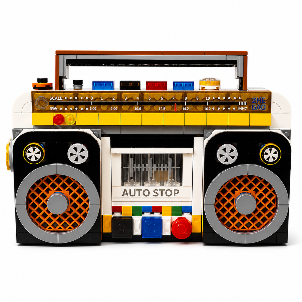 554PCS Retro Boombox Radio Building Block Set – Vintage Music Player DIY Display Model