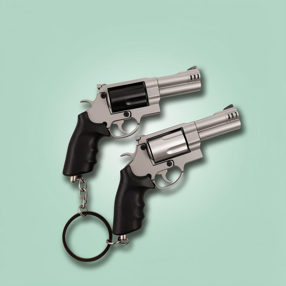 Mini M500 Revolver Metal Keychain Collectible - Detachable Alloy | Toylvia™