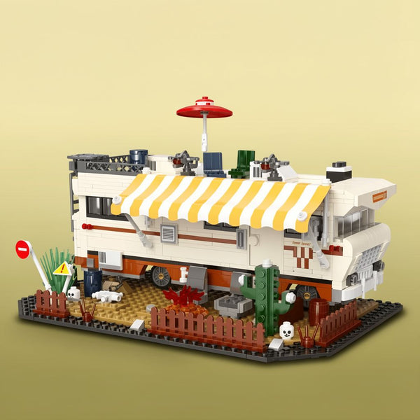 Apocalypse Survival RV Building Set - Post-Apocalyptic Van (1054 Pcs)