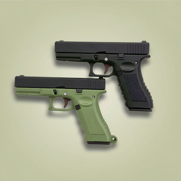 Alloy Mini Pistol Model 1:3 Disassembly Keychain - Collectible Bag Pendant | Toylvia™