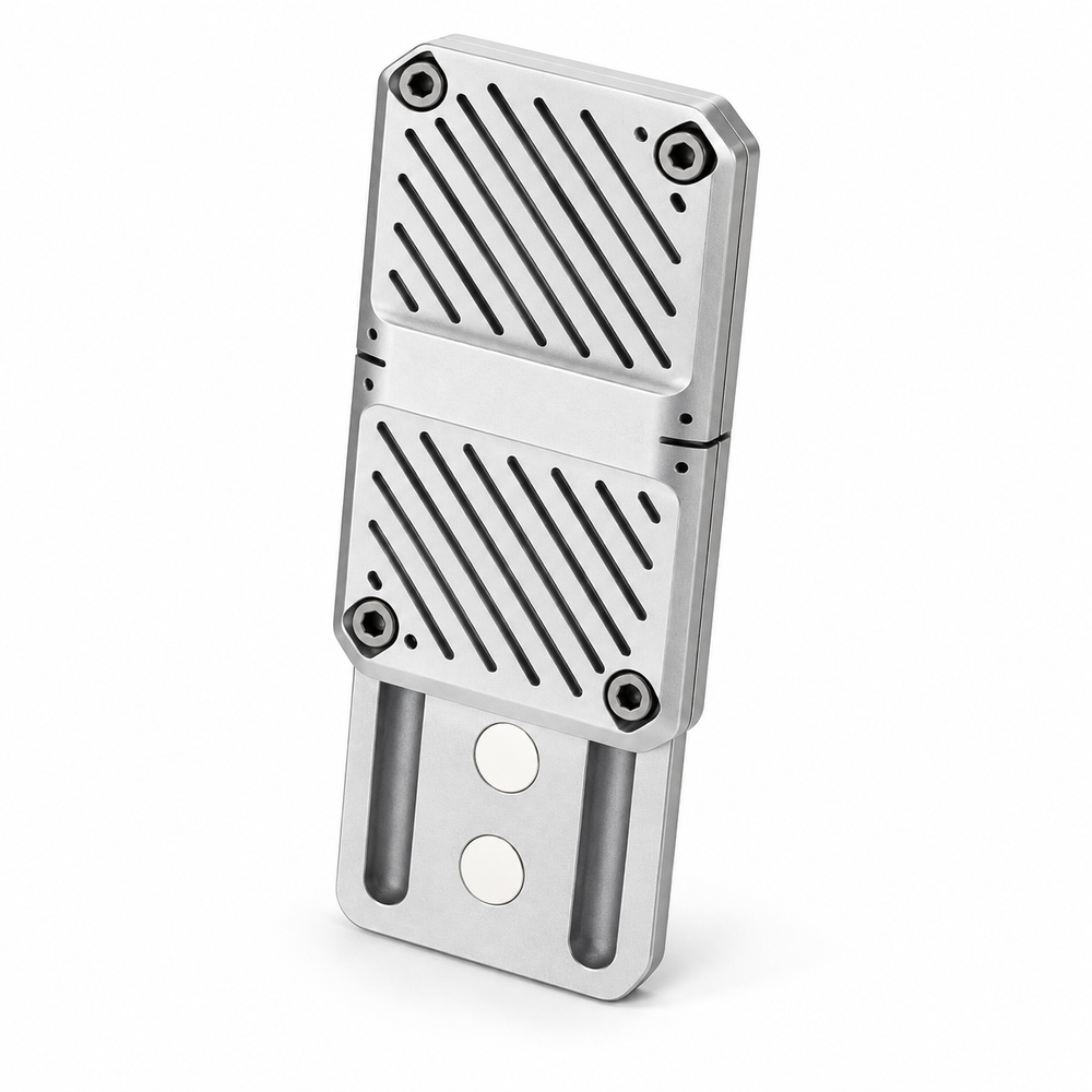 Silver mechanical magnetic push-card fidget