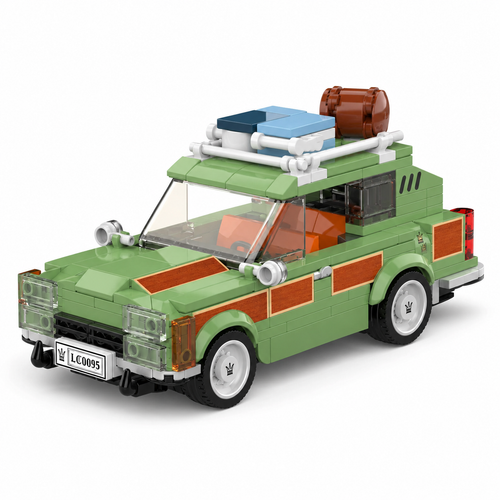 Wagon Queen Truckster brick camper building set in a left-facing three-quarter view on white